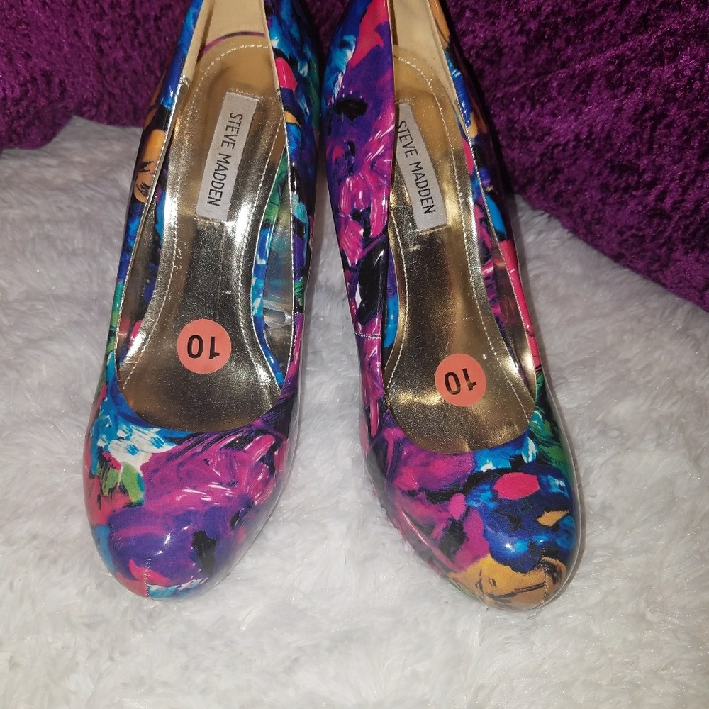 Steve Madden Heels size 10